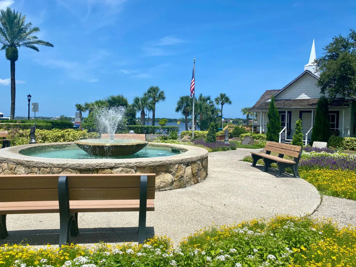 A picturesque glimpse into Ormond Beach's waterfront attractions.